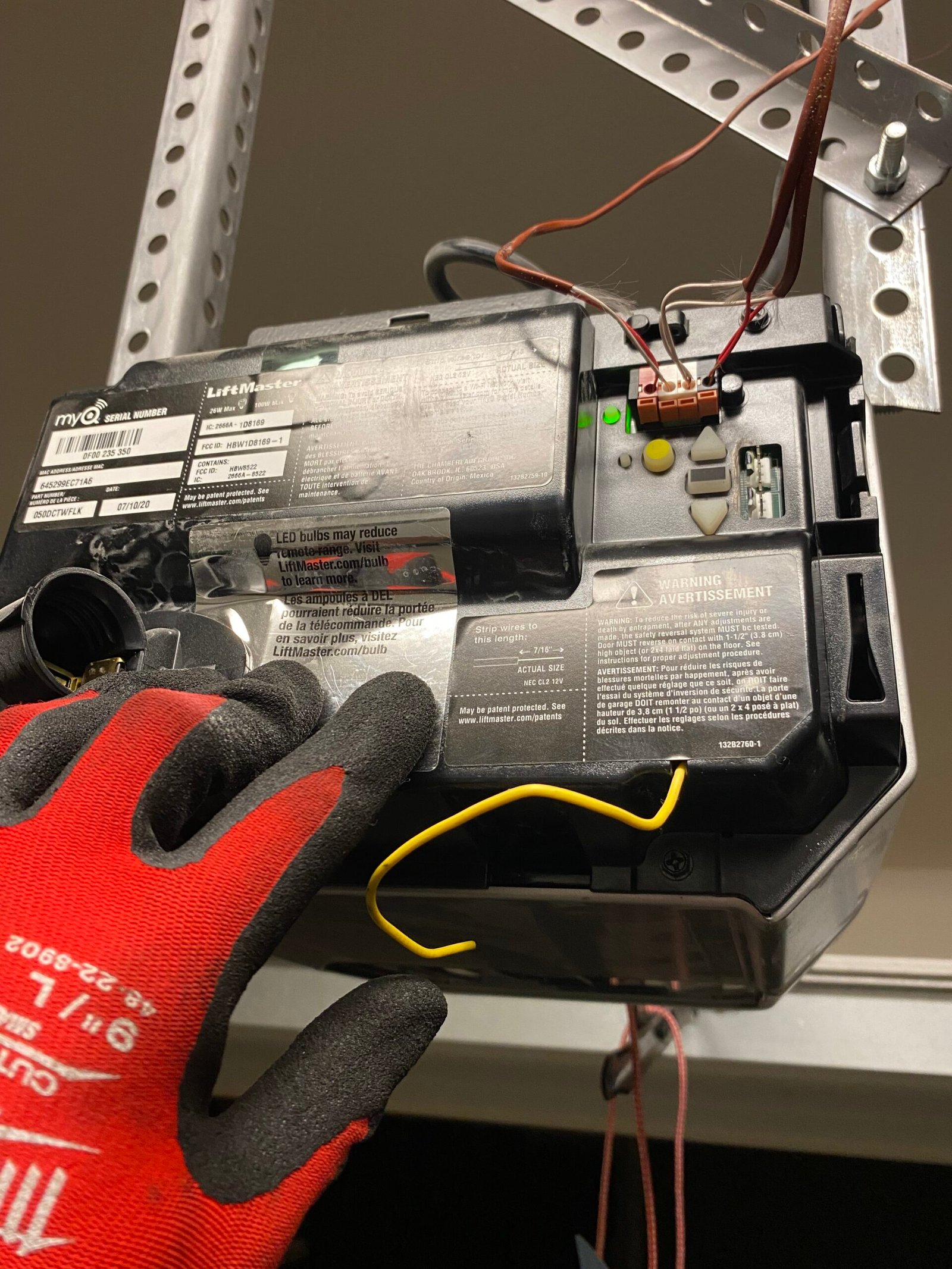 Garage door opener repair for stuck garage door in Pasadena CA